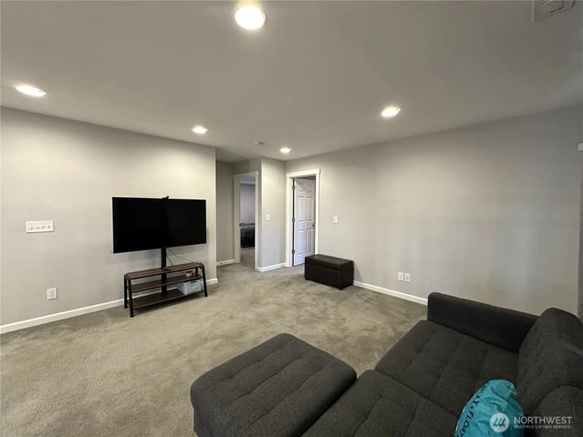 Property photo for 19019 123rd Place Se, Renton photo 13