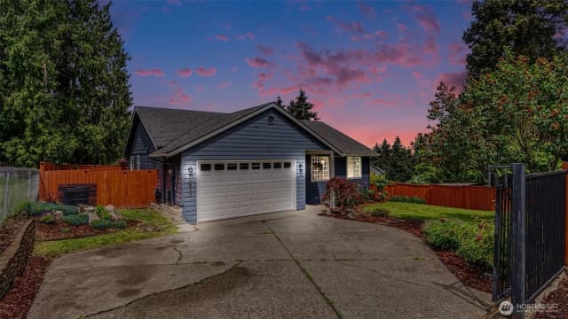 Property photo for 4610 S 160th Street S, Tukwila photo 3