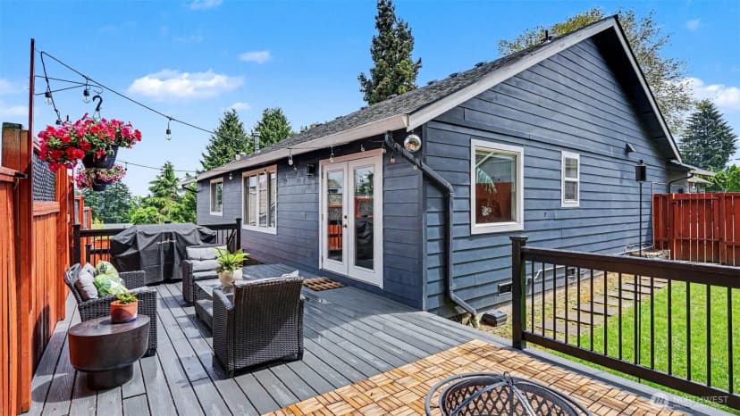 Property photo for 4610 S 160th Street S, Tukwila photo 29