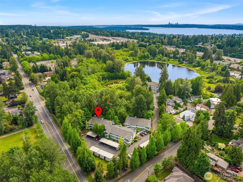 Property photo for 12323 Ne 97th Street #m, Kirkland photo 23