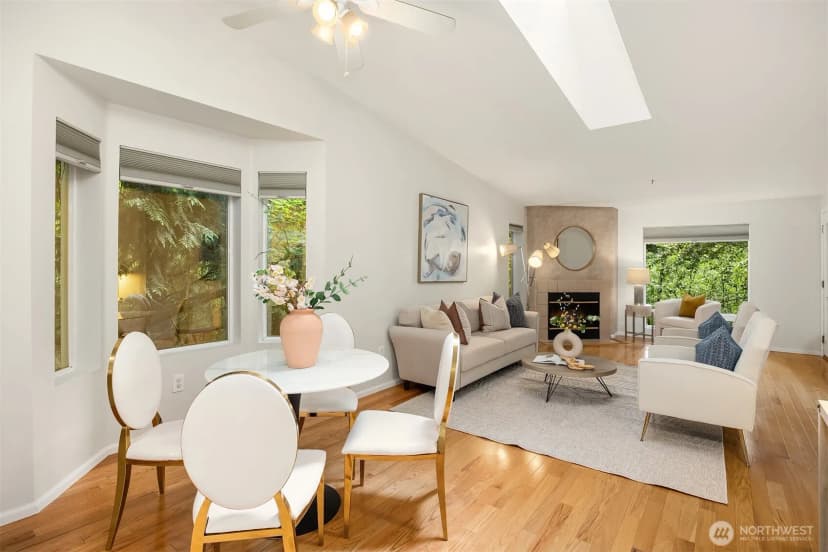 Property photo for 12323 Ne 97th Street #m, Kirkland photo 6