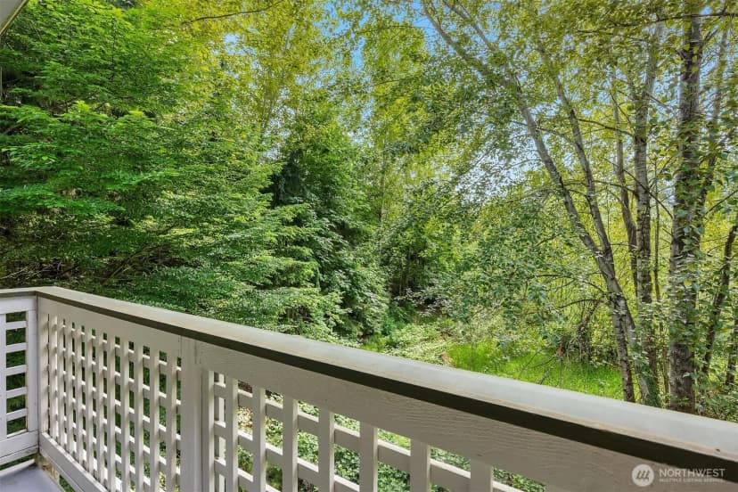 Property photo for 12323 Ne 97th Street #m, Kirkland photo 21