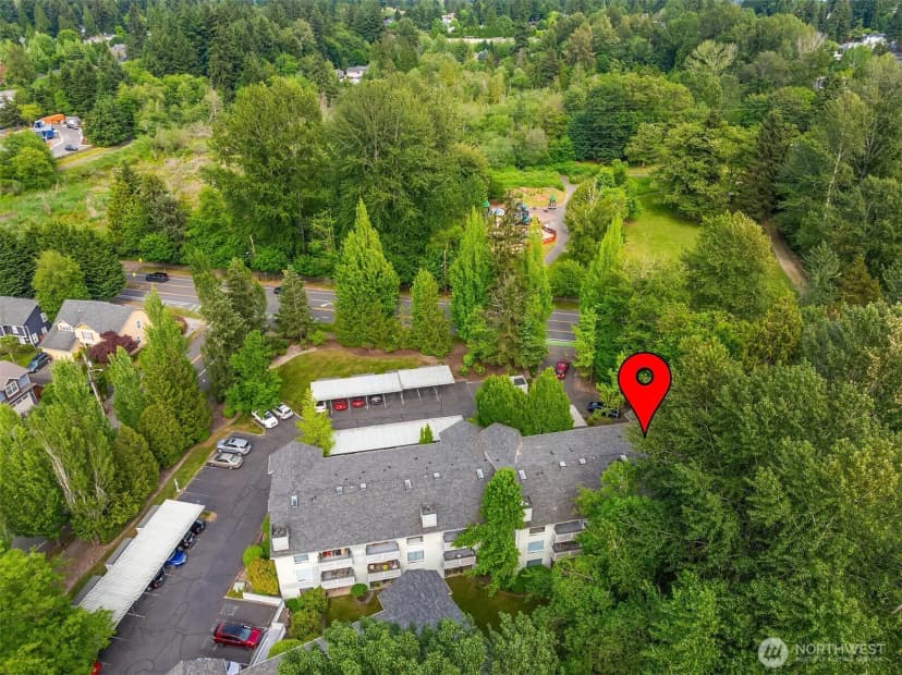 Property photo for 12323 Ne 97th Street #m, Kirkland photo 28