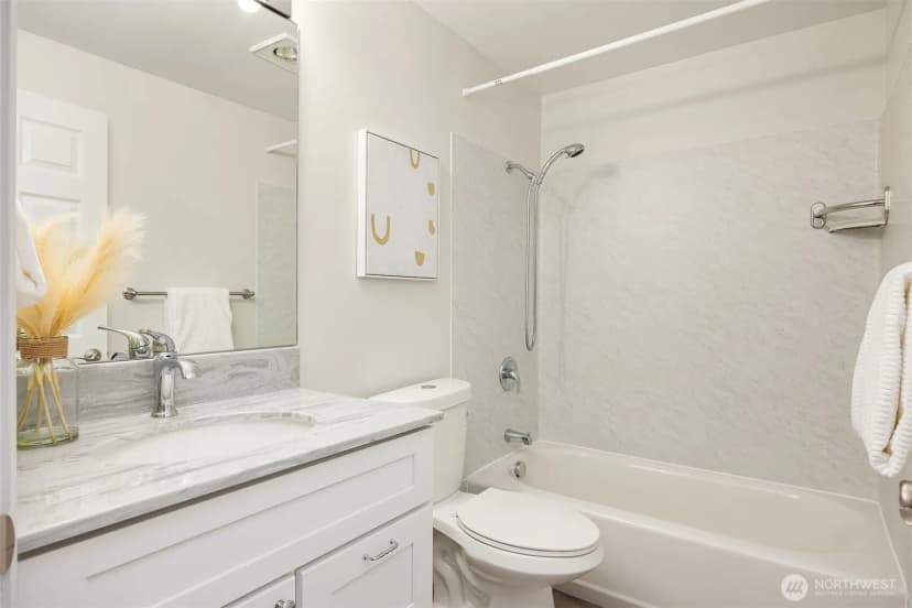Property photo for 12323 Ne 97th Street #m, Kirkland photo 13