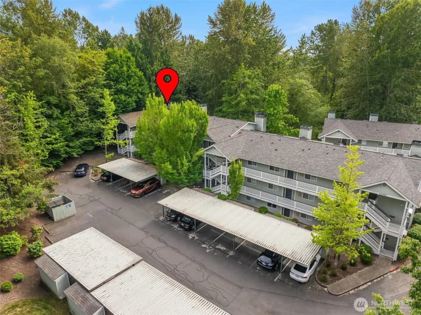 Property photo for 12323 Ne 97th Street #m, Kirkland photo 29