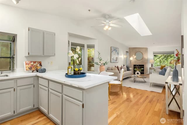 Property photo for 12323 Ne 97th Street #m, Kirkland photo 3