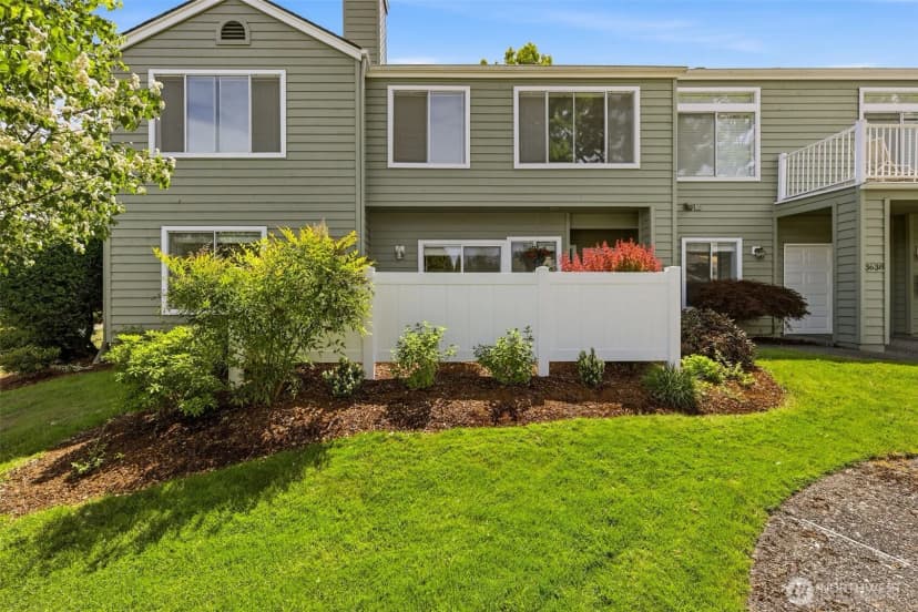 Property photo for 3638 224th Place Se #1312, Issaquah photo 2