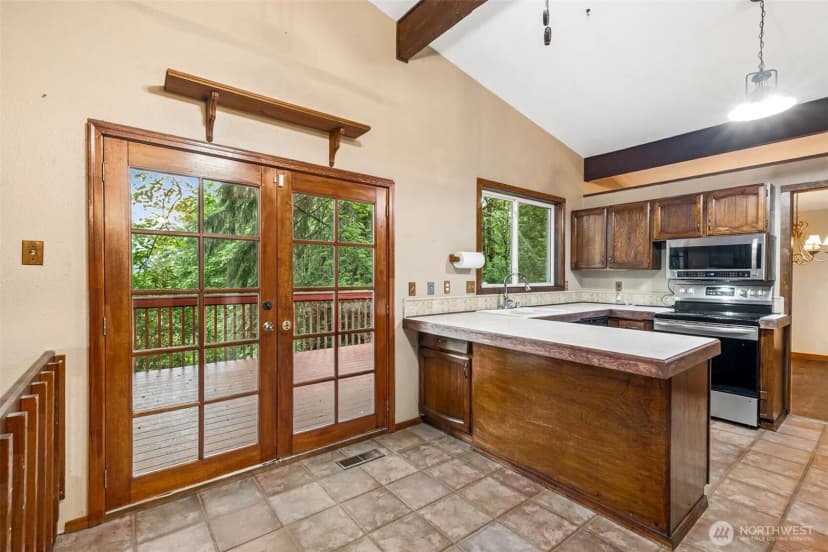 Property photo for 23908 Se 168 Street, Issaquah photo 13