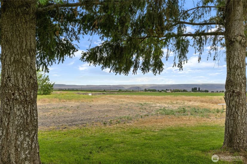 Property photo for 2510 Highway 281 N, Quincy photo 16
