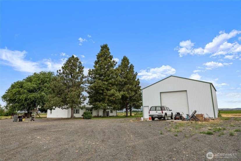 Property photo for 2510 Highway 281 N, Quincy photo 3
