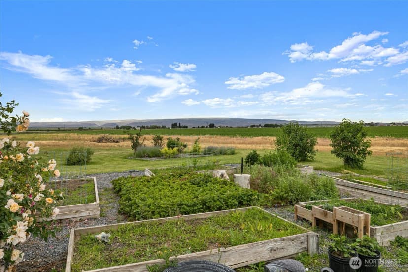 Property photo for 2510 Highway 281 N, Quincy photo 8