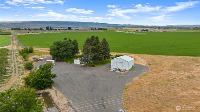Property photo for 2510 Highway 281 N, Quincy photo 2