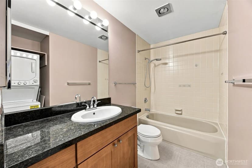 Property photo for 601 S 227th Street #411s, Des Moines photo 17