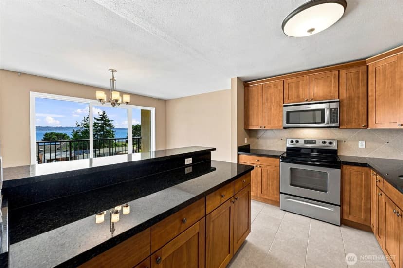 Property photo for 601 S 227th Street #411s, Des Moines photo 10