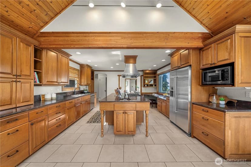 Property photo for 6208 Browns Point Boulevard Ne, Tacoma photo 10