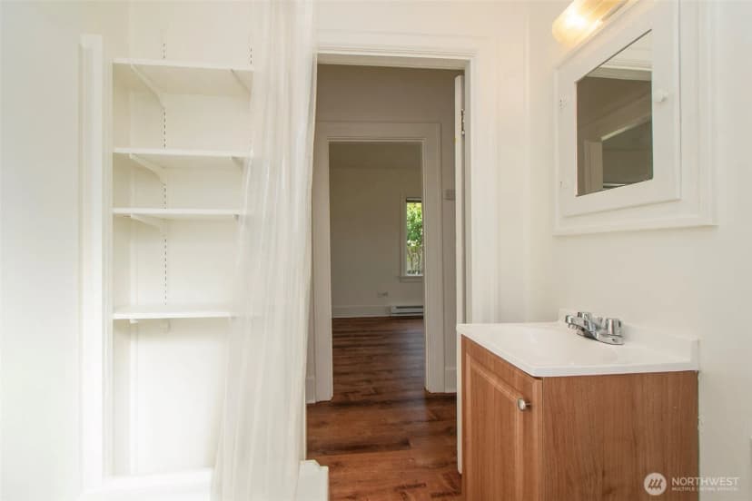 Property photo for 1532 W 5th Street, Port Angeles photo 9