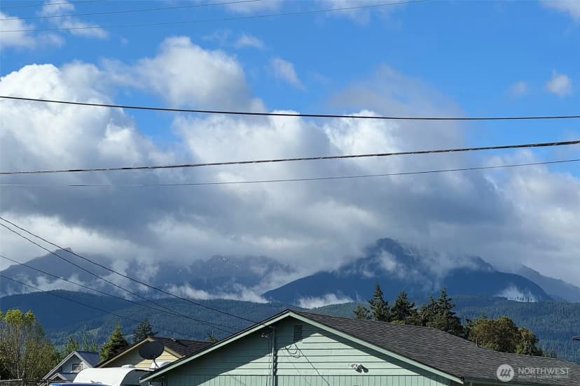 Property photo for 1532 W 5th Street, Port Angeles photo 15