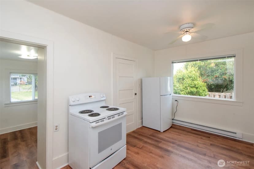 Property photo for 1532 W 5th Street, Port Angeles photo 7