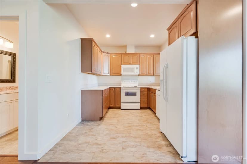 Property photo for 17340 Maple Lane, La Conner photo 21
