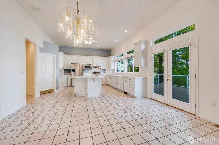 Property photo for 17340 Maple Lane, La Conner photo 8