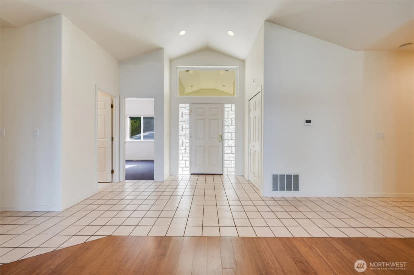 Property photo for 17340 Maple Lane, La Conner photo 23