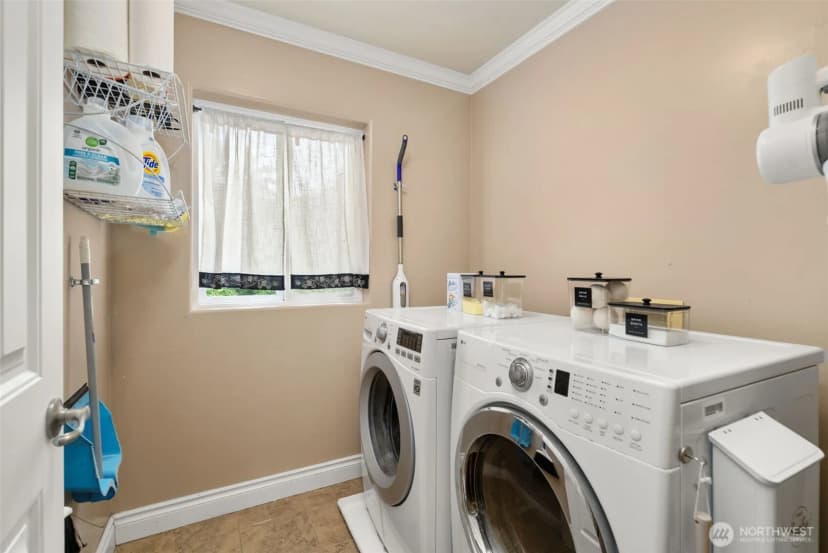 Property photo for 25054 235th Court Se, Maple Valley photo 16