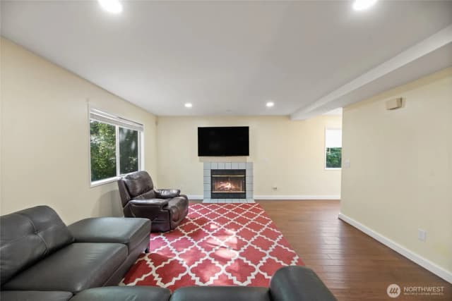 Property photo for 10606 68th Place S, Seattle photo 5