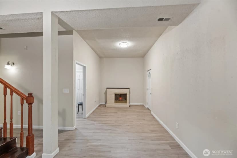 Property photo for 10606 68th Place S, Seattle photo 22