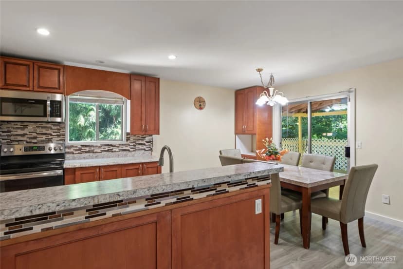 Property photo for 10606 68th Place S, Seattle photo 9