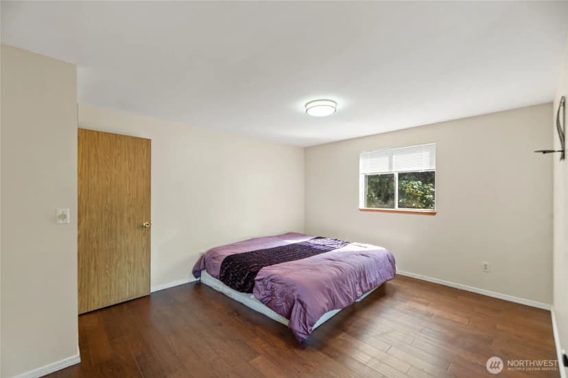 Property photo for 10606 68th Place S, Seattle photo 13