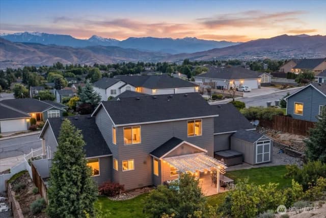 Property photo for 1255 Wheatridge Drive, East Wenatchee photo 2