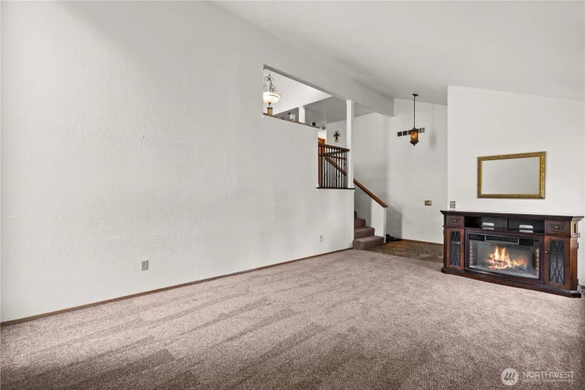 Property photo for 3710 104th Place Se, Everett photo 4