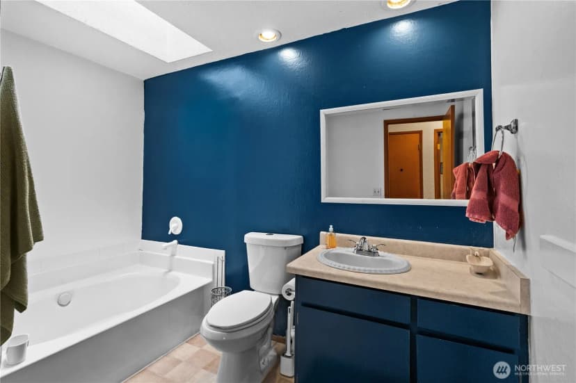 Property photo for 3710 104th Place Se, Everett photo 15