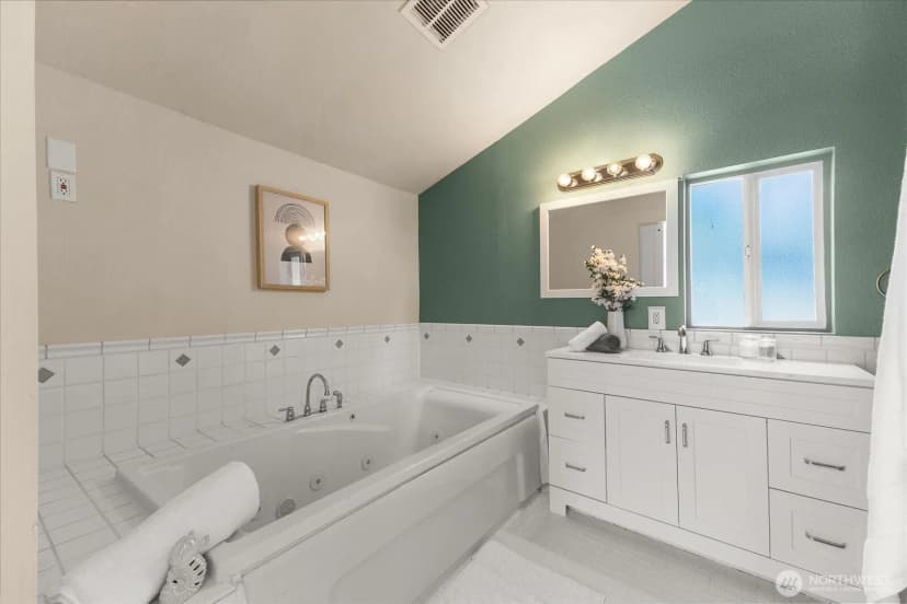 Property photo for 22320 93rd Place W, Edmonds photo 15