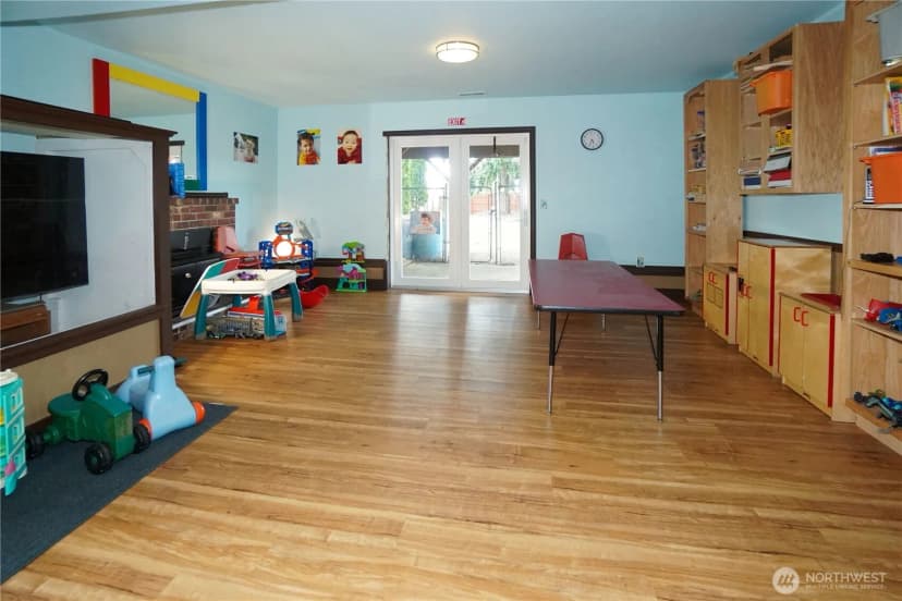 Property photo for 24403 224th Avenue Se, Maple Valley photo 23