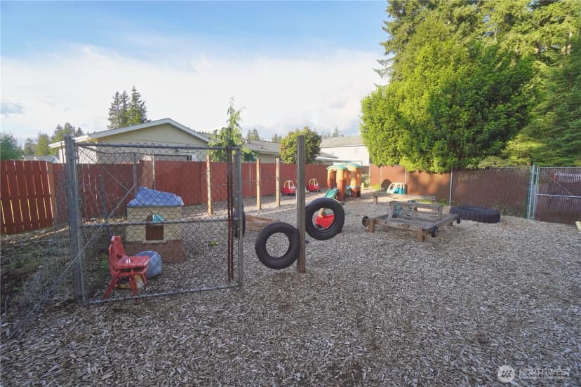 Property photo for 24403 224th Avenue Se, Maple Valley photo 36
