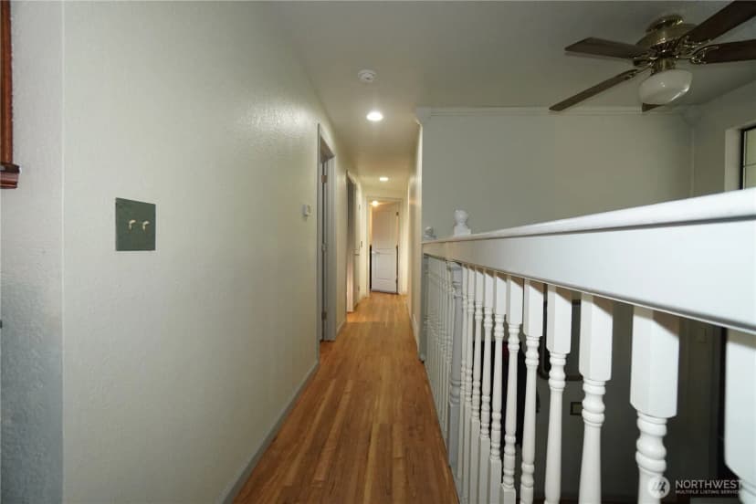 Property photo for 24403 224th Avenue Se, Maple Valley photo 14