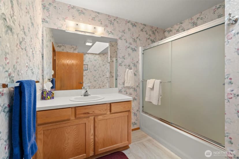 Property photo for 2816 Colonial Drive, Centralia photo 18