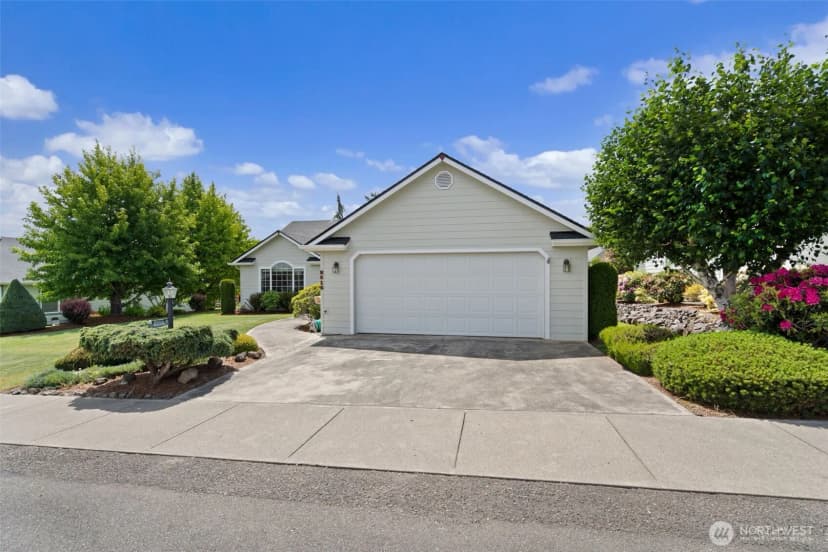 Property photo for 2816 Colonial Drive, Centralia photo 34