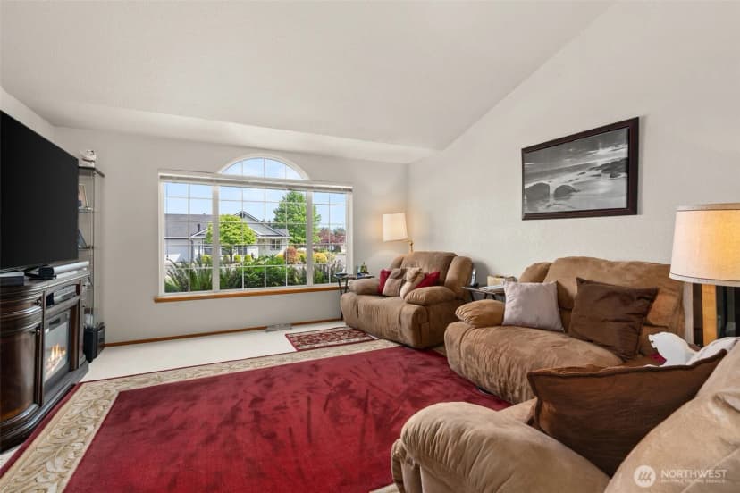 Property photo for 2816 Colonial Drive, Centralia photo 4
