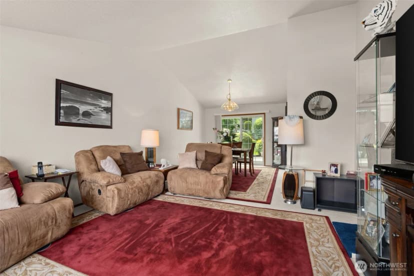 Property photo for 2816 Colonial Drive, Centralia photo 5