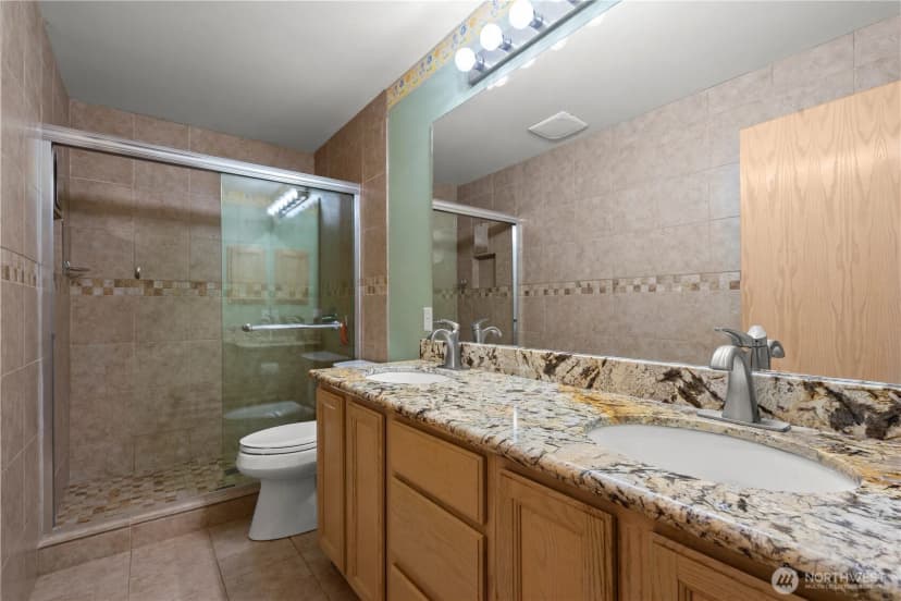 Property photo for 34940 7th Avenue Sw, Federal Way photo 13