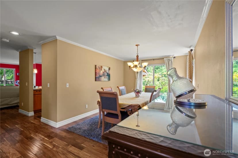 Property photo for 34940 7th Avenue Sw, Federal Way photo 6