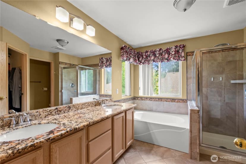 Property photo for 34940 7th Avenue Sw, Federal Way photo 26