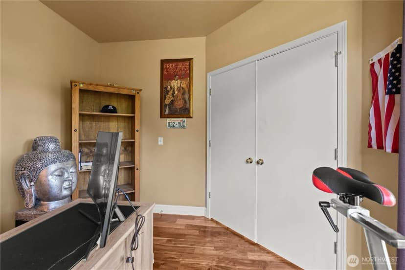 Property photo for 34940 7th Avenue Sw, Federal Way photo 9
