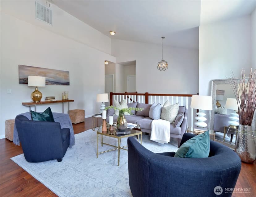 Property photo for 1808 Pierce Avenue Ne, Renton photo 5