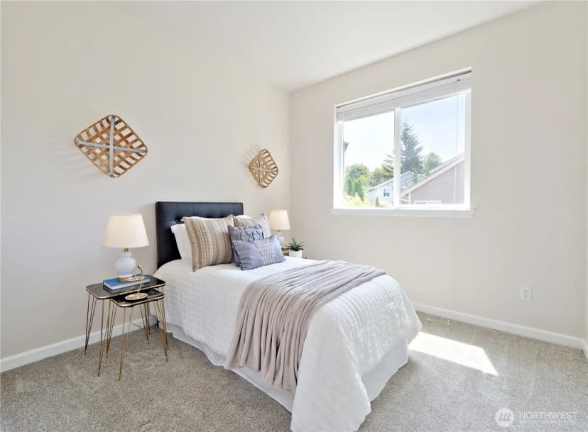 Property photo for 1808 Pierce Avenue Ne, Renton photo 19