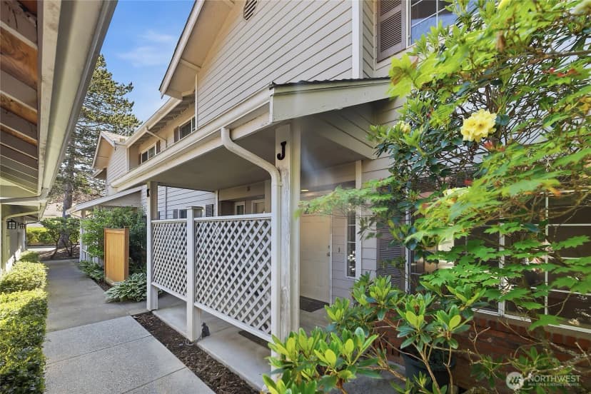 Property photo for 19620 80th Avenue W #j, Edmonds