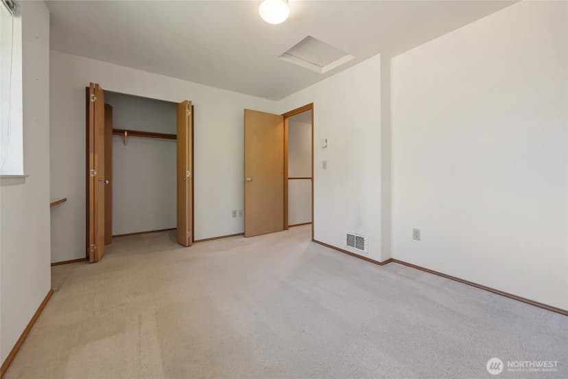 Property photo for 19620 80th Avenue W #j, Edmonds photo 19