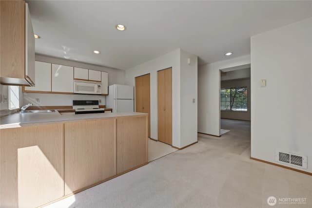 Property photo for 19620 80th Avenue W #j, Edmonds photo 5
